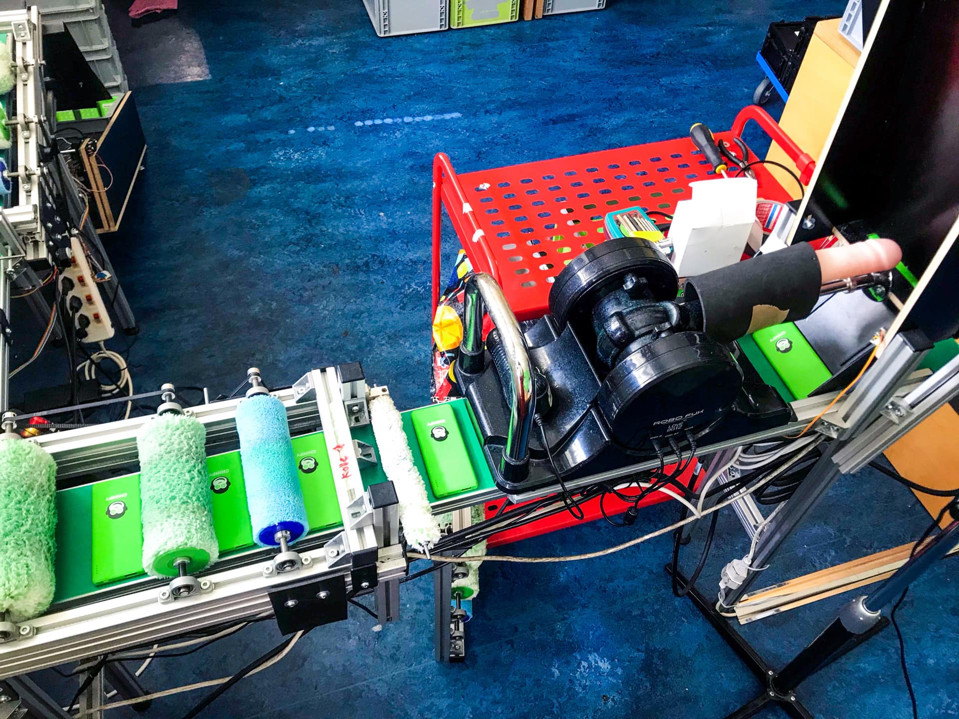 Read more about the article Der Dildo in der Waschstraße – Pragmatismus und Marketing-Gag